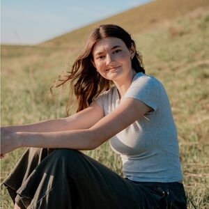 Meet your Posher, Lily